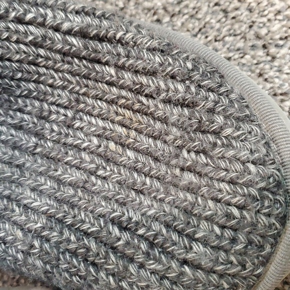 Ugg Australia Women 5819 Sweater Knit Button Boots shoes sz 8 - Picture 11 of 13